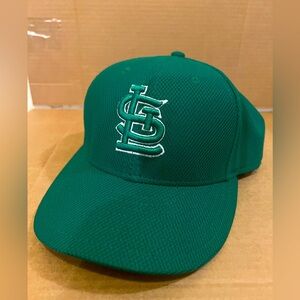 New Era - St.Louis Cardinals St.Patricks Day Fitted Hat 2020 - 7 5/8 - Green